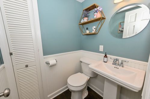 4634 Idlewild Ave, Milwaukee WI 53211-1039 exterior