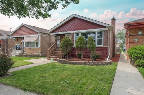 9824 Ellis Ave, Chicago, IL 60628-1516