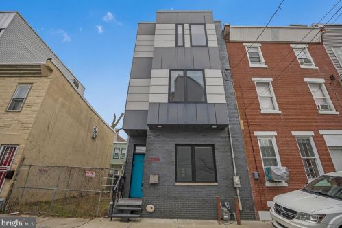 2308 Collins St, Philadelphia, PA 19125-2004