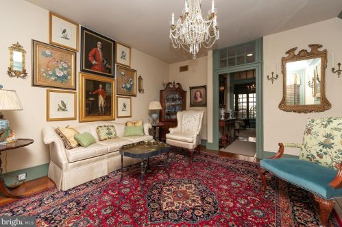 302 2nd St, Philadelphia PA 19148-1945 exterior