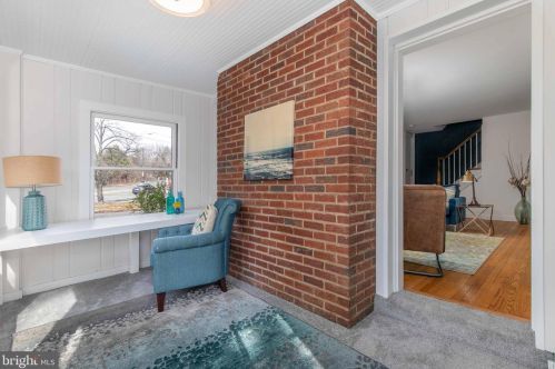 9607 Hastings Dr, Silver Spring MD 20901-3198 exterior