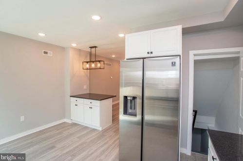 5809 Ditman St, Philadelphia PA 19135-4043 exterior