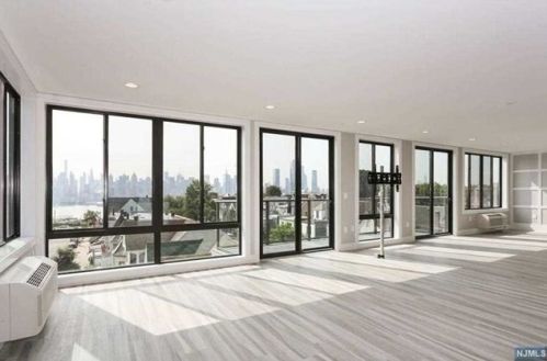 4710 Park Ave, Union City NJ  07086-8811 exterior