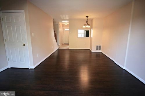 6516 Brick Hearth Ct, Alexandria VA  22306-3313 exterior