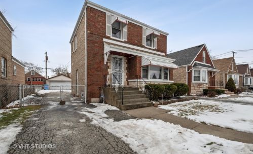 2857 84th St, Chicago, IL 60652-3813