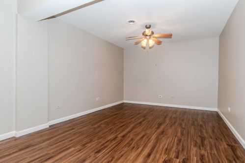 2703 Fairway Dr, Joliet IL 60435-5223 exterior