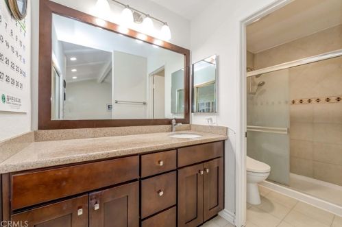 803 Creekside Dr, Fullerton CA 92833-2176 exterior