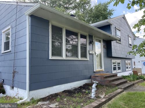 518 Estelle Ave, Blenheim, NJ 08012-3717