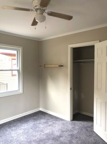 1011 Richmond St, Joliet IL 60435-6878 exterior