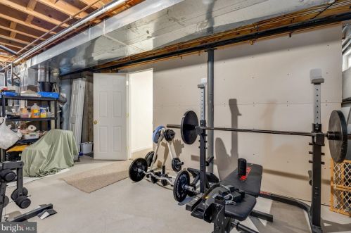 201 Empire Ave, Blenheim NJ 08012-4704 exterior