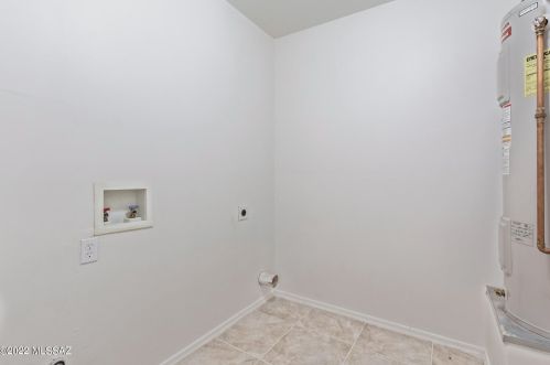 6280 Benton Ave, Tucson AZ 85711-1118 exterior