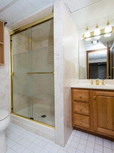 6471 Devonshire Ave, Saint Louis MO 63109-2505 exterior