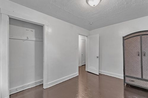 2659 Glenmawr St, Pittsburgh PA 15204-1830 exterior