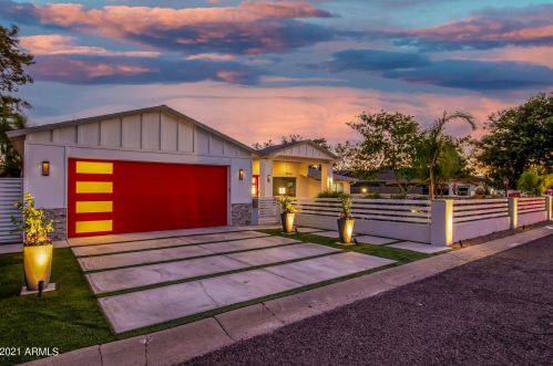 3429 Coolidge St, Phoenix, AZ 85018-3425