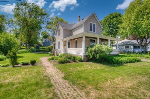 1016 5th St, Stillwater MN  55082-4410 exterior