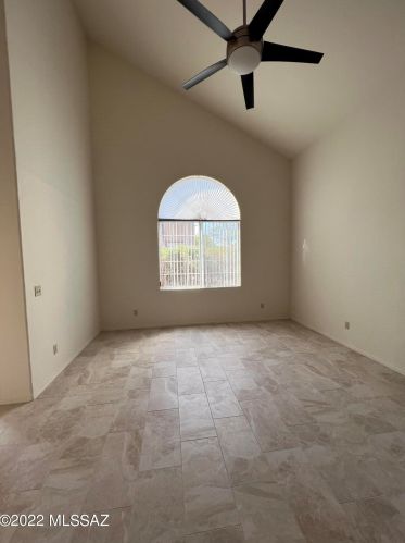 10210 Fox Hunt Ln, Tucson AZ  85737-6930 exterior