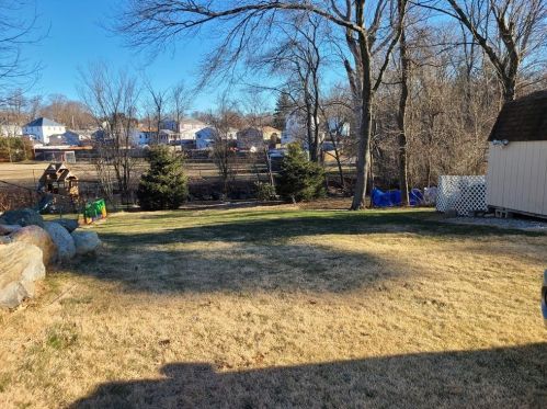 1305 Douglas Ave, Providence, RI 02904-4346