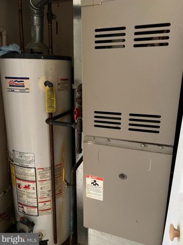 1637 L St, Washington DC 20002-3019 exterior