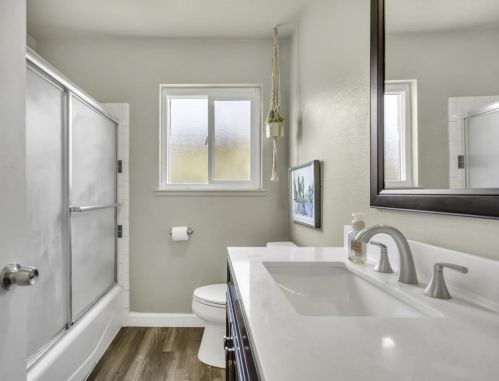 340 Ironwood Dr, Turlock CA 95380-6308 exterior