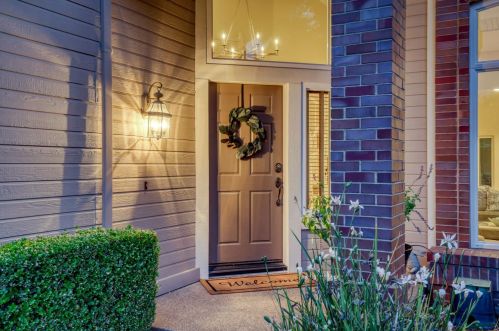 127 Conductor Way, Folsom CA 95630-8022 exterior