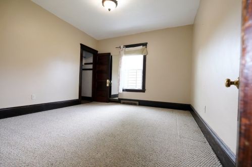 21 Woodward St, Worcester MA 01610-2937 exterior