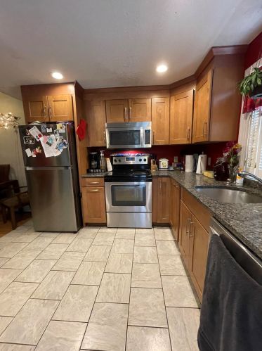 80 Modena Dr, Concord NH 03303-1553 exterior