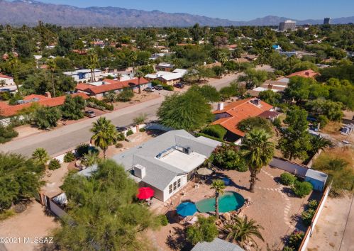 4002 Calle De Jardin, Tucson AZ 85711-3411 exterior