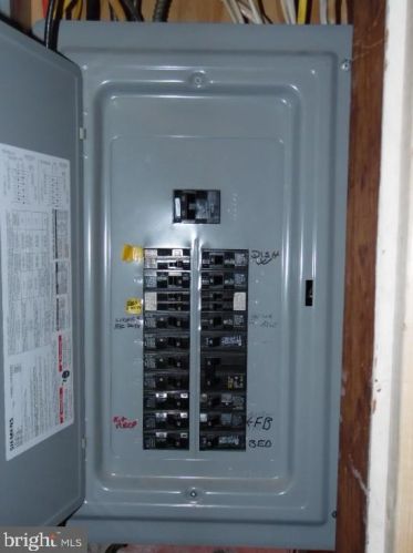 2449 Camac St, Philadelphia PA 19148-4311 exterior