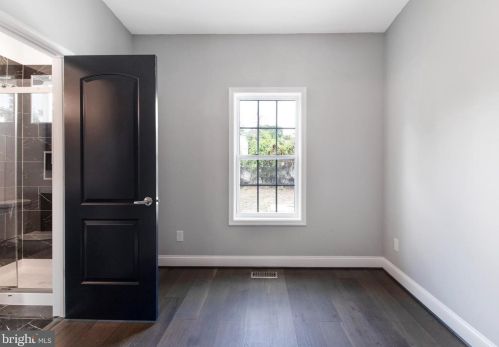 4614 Hayes St, Washington DC  20019-3611 exterior