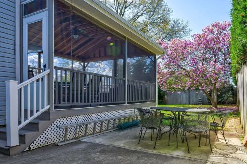 4 Inwood Pl, Huntington Station NY 11747-1519 exterior