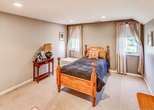 107 Stuart Ave, Norwalk CT 06850-3135 exterior