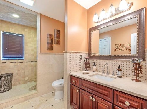 145 Howe Rd, New Britain CT 06053-1316 exterior