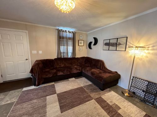 28 Grappone Dr, Concord NH  03301-7417 exterior