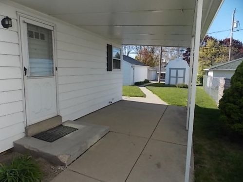 3022 Armour Ave, Milwaukee, WI 53235-5707