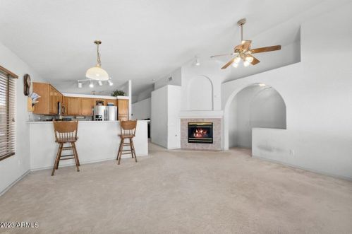 1820 Oakland St, Chandler AZ 85226-2925 exterior