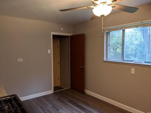 1725 Bradshaw Dr, Saint Louis MO 63136-2422 exterior