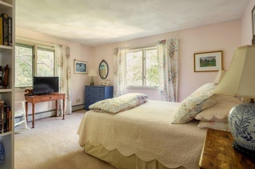 239 Argilla Rd, Ipswich MA 01938-2615 exterior