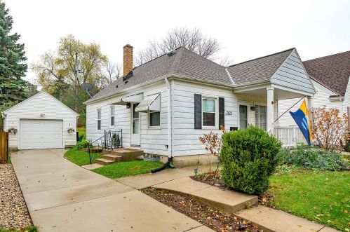 7629 Eagle St, Milwaukee, WI 53213-1115