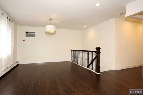 239 Elm Ave, Teaneck NJ  07666-2322 exterior