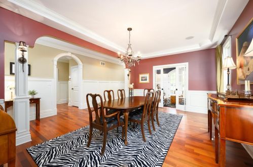 562 Linden Ave, Elmhurst IL 60126-4029 exterior