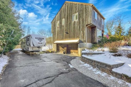 215 Route 164, Patterson, NY 12563-2819