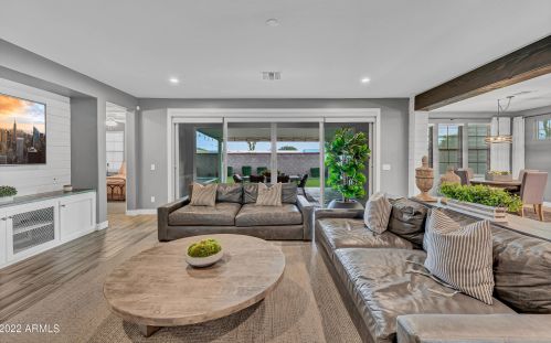 923 Kaibab Dr, Chandler AZ 85248 exterior