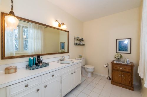 2910 5 St, Kalamazoo MI 49009-8589 exterior