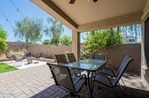 2728 Alameda Rd, Phoenix AZ  85024-6223 exterior