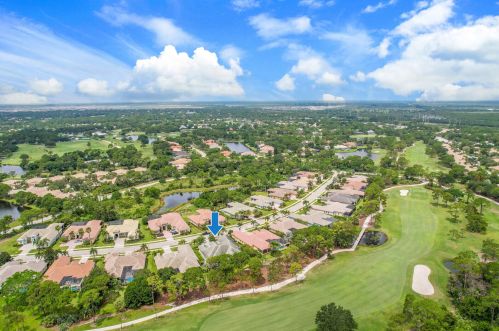 9328 Scarborough Ct, Fort Pierce FL  34986-3360 exterior