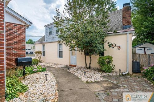 120 11th Ave, New Brunswick NJ 08904-3231 exterior