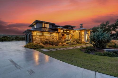 8716 Bellancia Dr, Austin, TX 78738-7625