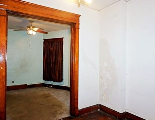 4417 Gladys Ave, Chicago IL 60624-2620 exterior