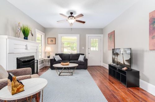 312 Hanna Ave, Tampa FL 33614-3607 exterior