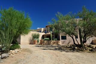 12675 Horsehead Rd, Tucson AZ  85749-8680 exterior